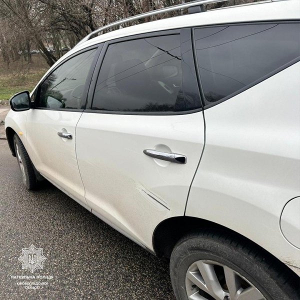 Водійка Nissan збила велосипедиста на Вокзальній у Кропивницькому (ФОТО)