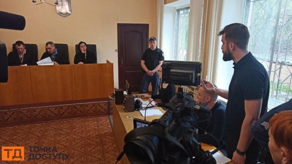 Виклик слідчих, відводи суддям і гриф "таємно": як в суді Кропивницького розглядають справу Романа Червінського (ФОТО)