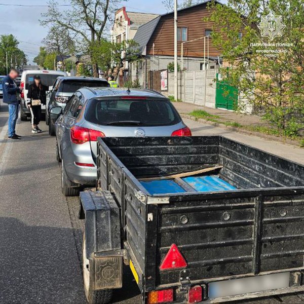 На вулиці Кропивницького сталася ДТП за участі трьох автомобілів (ФОТО)