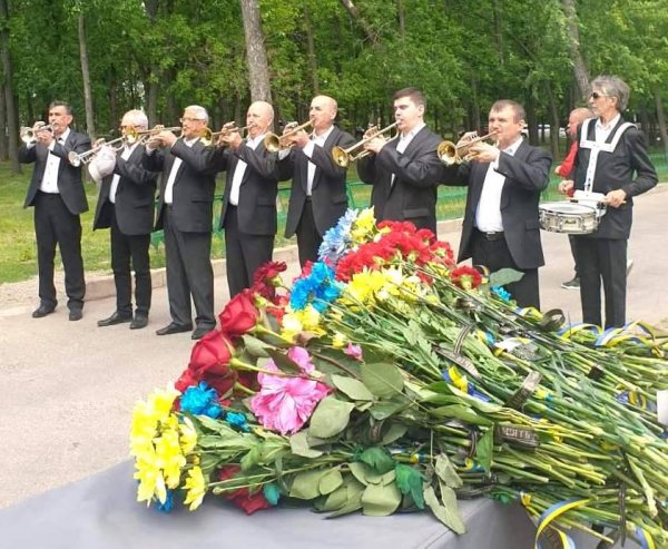 Вважали зниклим безвісти: у Кропивницькому попрощалися із загиблим захисником
