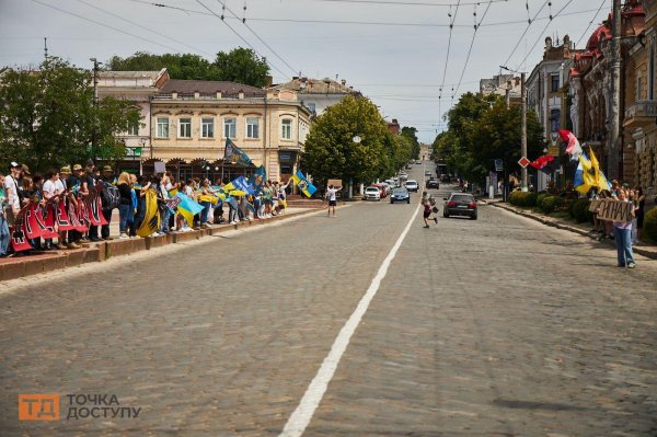 Акція на підтримку зниклих безвісти військових і полонених відбулась у Кропивницькому (ФОТОРЕПОРТАЖ)