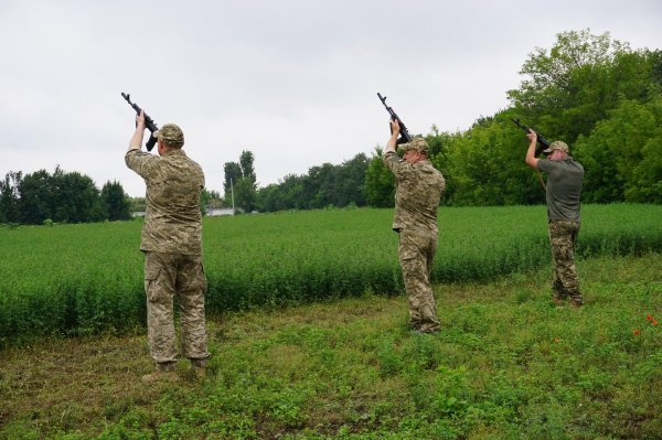 Загинув на Харківщині. У громаді на Кіровоградщині попрощалися з командиром взводу