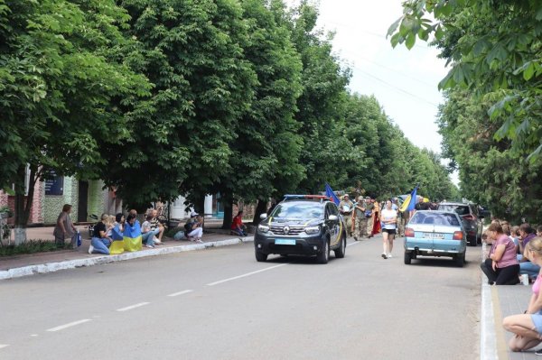 У громаді на Кіровоградщині попрощалися із 24-річним військовим (ФОТО)