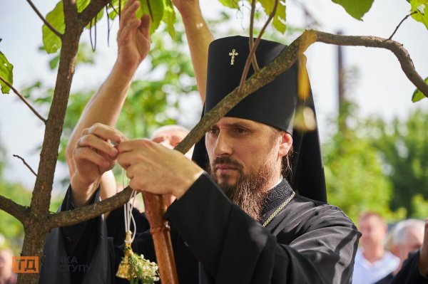 У Кропивницькому вшанували пам’ять дітей, які загинули внаслідок збройної агресії Росії (ФОТО)