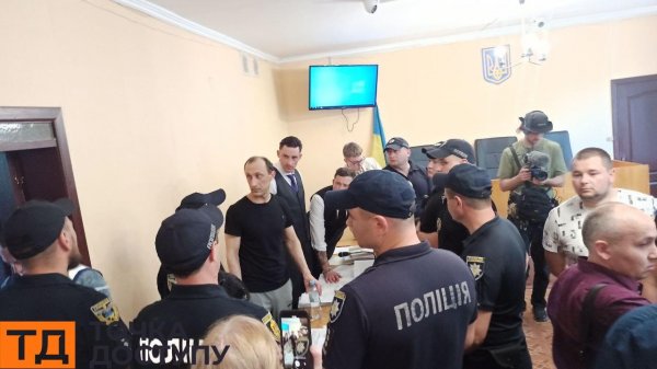 Суд у справі Романа Червінського в Кропивницькому: журналістів не пустили на допит свідка