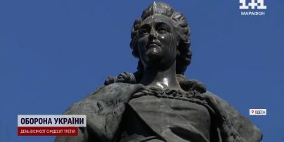 
На Житомирщині пам'ятник Леніну перетворили на Шевченка: який вигляд він тепер має (фото)
