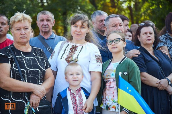 У Кропивницькому відбулись урочистості з нагоди Дня прапора (ФОТОРЕПОРТАЖ)