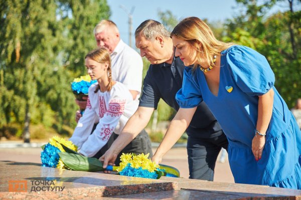 У Кропивницькому відбулись урочистості з нагоди Дня прапора (ФОТОРЕПОРТАЖ)