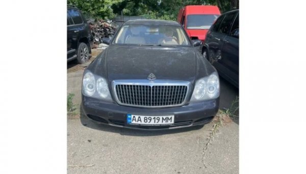 АРМА продало Maybach Медведчука за ₴1,8 мільйона