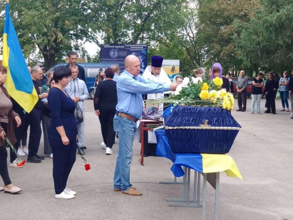 Загинув у Курській області: на Кіровоградщині попрощалися з військовим