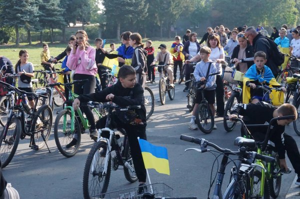 У громаді на Кіровоградщині відбувся велопробіг у пам’ять про загиблого захисника (ФОТО)