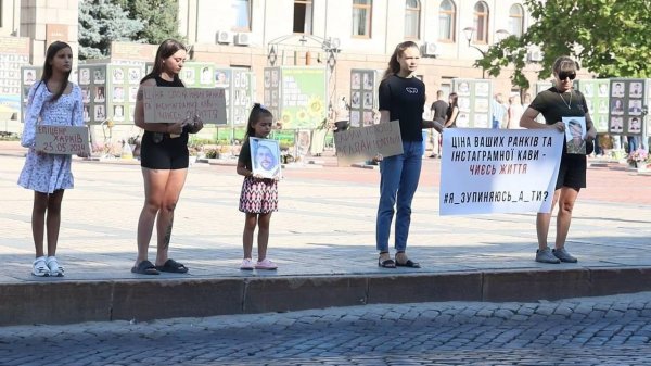 Знайшли підтримку і стали підтримкою іншим. У Кропивницькому реалізували проєкт "Бути почутими" для дружин військових