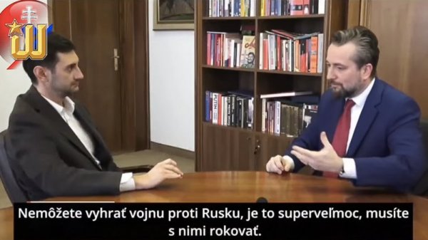 Курс — Росія. Як словацькі політики з партії прем'єра Роберта Фіцо змагаються в любові до Росії
