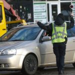 поліція пояснила, як розшифровувати сигнали регулювальника