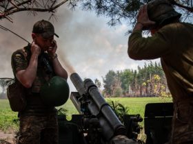 українські військові