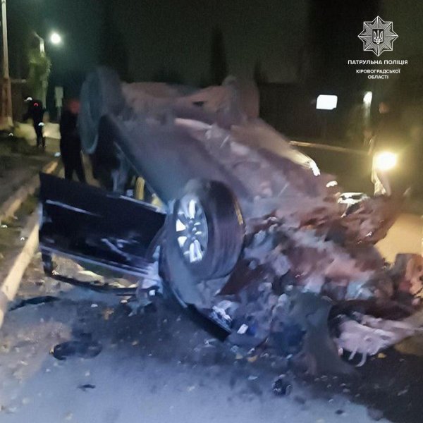 У Кропивницькому шукають водія, який втік з місця ДТП