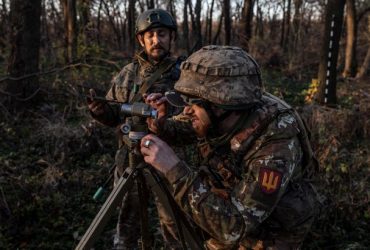 українські військові