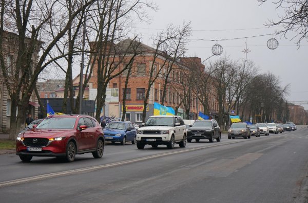 Жіночий благодійний автопробіг відбувся в Олександрії