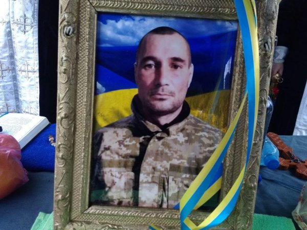 Із загиблими захисниками попрощалися у двох громадах на Кіровоградщині