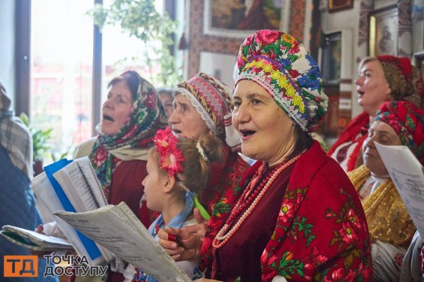 Як у хpамах Кpопивницького відзначають Різдво (ФОТОРЕПОРТАЖ)