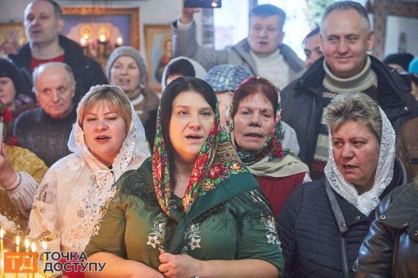 Як у хpамах Кpопивницького відзначають Різдво (ФОТОРЕПОРТАЖ)