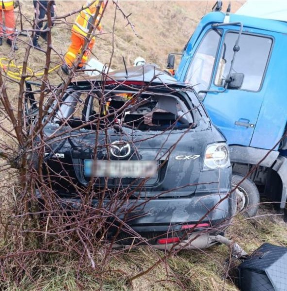 
Моторошна ДТП на Львівщині: загинув чоловік, а серед постраждалих двоє дітей
