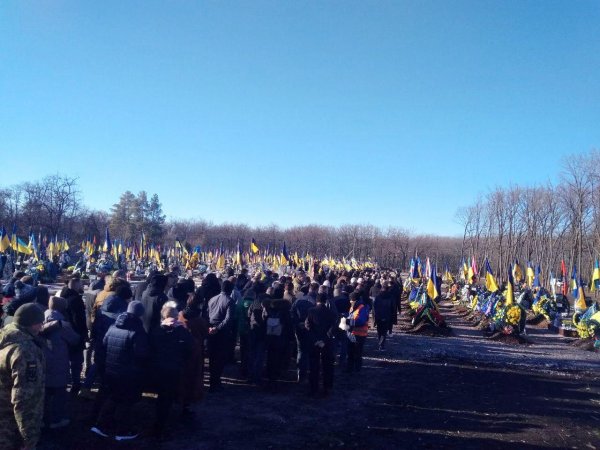 У Кропивницькому попрощались з 29-річним військовим, який загинув в ДТП