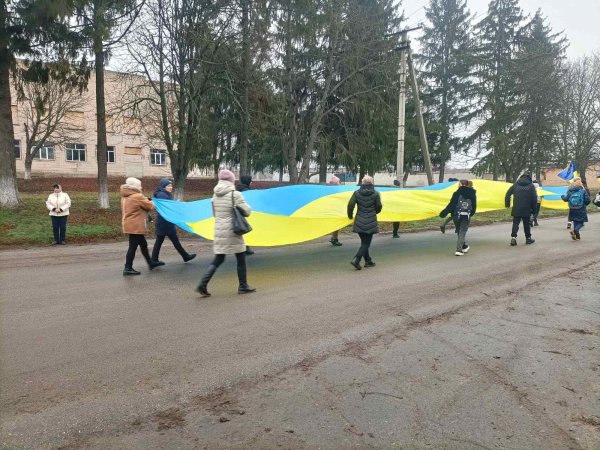 У громаді на Кіровоградщині попрощались з захисником Іваном Власенком