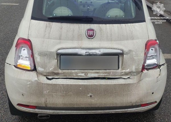 На Вокзальній у Кропивницькому вантажівка в’їхала в легковик Fiat