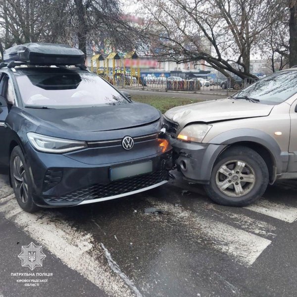 У Кропивницькому водійка Kia спричинила ДТП (ФОТО)