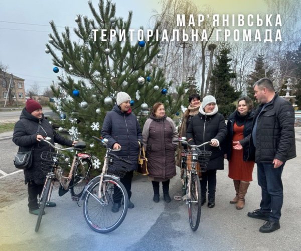 В громаді на Кіровоградщині для соцпрацівників придбали велосипеди