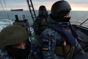 Військовослужбовці