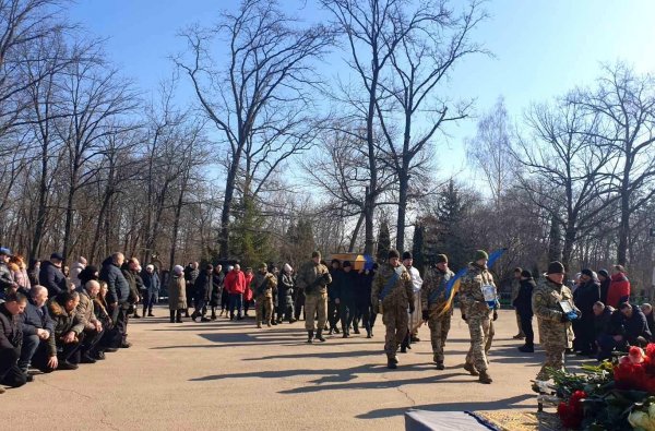 Із головним сержантом Олександром Деревянком попрощались у Кропивницькому