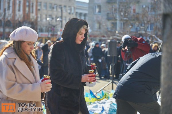 У Кропивницькому вшанували пам'ять Героїв Небесної Сотні та учасників Революції Гідності