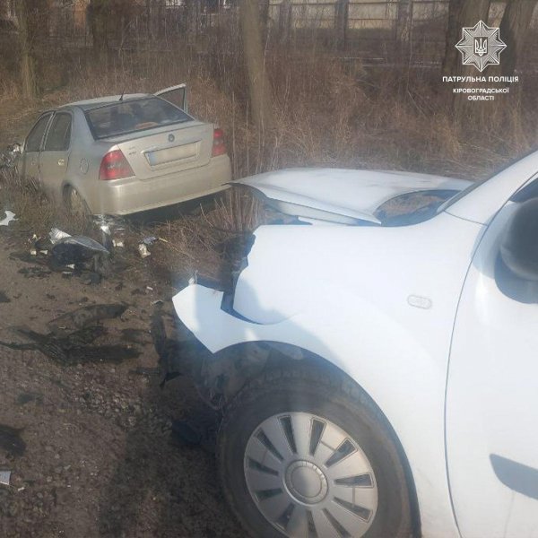 Сталася ДТП на Першій Виставковій у Кропивницькому (ФОТО)