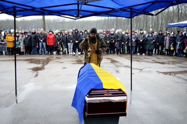 Загинули у Запорізькій області: у Кропивницькому попрощалися з двома захисниками