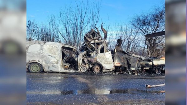 Машини згоріли, один із водіїв загинув: поблизу Кропивницького сталася ДТП