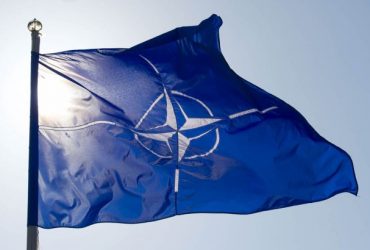 У НАТО не ведуть обговорень щодо вимоги Росії про письмові гарантії нерозширення на схід, посилаючись на міжнародне право та внутрішні принципи.