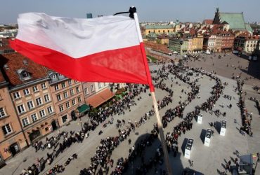 Президентські вибори в Польщі 18 травня: позиції Рафала Тшасковського та Кароля Навроцького щодо України та безпекових викликів.