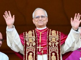 Кардинал Роберт Френсіс Прево став 267-м Папою Римським. Він прийняв ім’я Лев XIV і став першим понтифіком зі США в історії Католицької церкви.