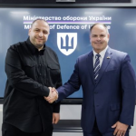 Рустем Умєров та Джо Деантон