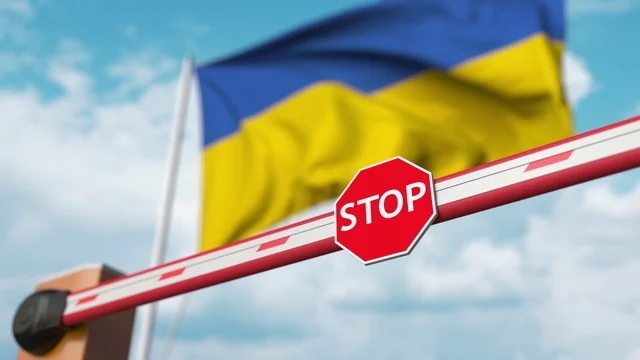 Які документи потрібні для виїзду за кордон у 2025 році — перелік для дорослих, дітей, з тваринами та військовозобов’язаних згідно з чинними правилами.
