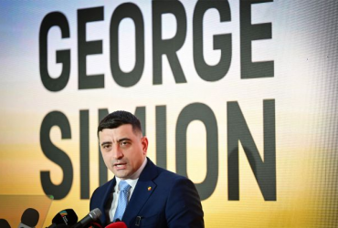 У Румунії стартує перший тур виборів президента після скандалу з російським впливом. Головні кандидати, шанси та ризики для України.