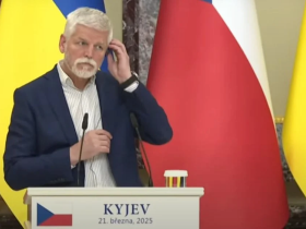 Чехія не припинить постачання боєприпасів Україні у 2026 році, бо саме артилерія може змусити Росію визнати безперспективність продовження війни.