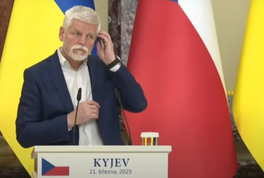 Чехія не припинить постачання боєприпасів Україні у 2026 році, бо саме артилерія може змусити Росію визнати безперспективність продовження війни.