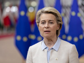 ЄС наголосив, що мирна угода має бути на умовах України, інакше Путін може знову вдатися до агресії — заява Урсули фон дер Ляєн у Страсбурзі.