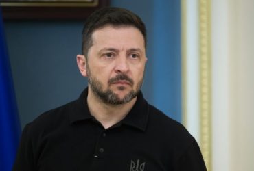 Президент Зеленський прибув до Великої Британії для переговорів про оборонну співпрацю та зустрічей із керівництвом країни, військовими і аналітиками.