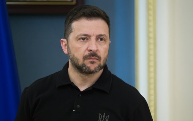Президент Зеленський прибув до Великої Британії для переговорів про оборонну співпрацю та зустрічей із керівництвом країни, військовими і аналітиками.