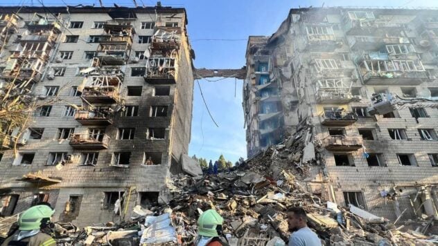 Внаслідок атаки на Київ 17 червня загинули 14 людей, 60 постраждали. Зруйновано під’їзд, триває розбір завалів. Зафіксовано понад 27 уражень.
