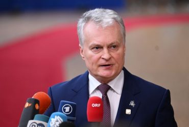 Президент Литви Науседа розкритикував ФРН за невиконану обіцянку санкцій проти РФ після порушення ультиматуму щодо перемир’я в Україні.
